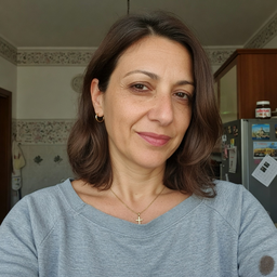 Elena F.
